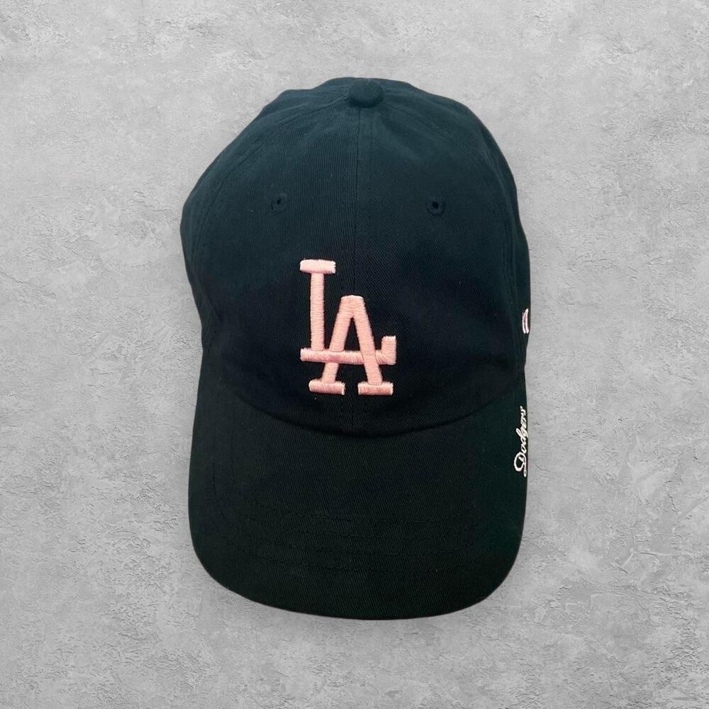 Los Angeles Dodgers Dad Hat Women's Strap back Baseball Cap Black and Pink